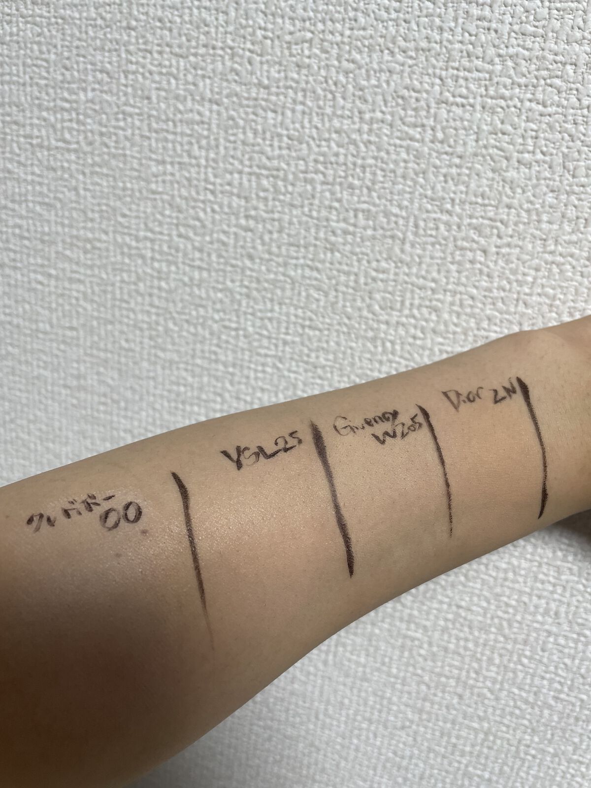 タン・クチュール・クッション W205/GIVENCHY/クッションファンデーションを使ったクチコミ（2枚目）