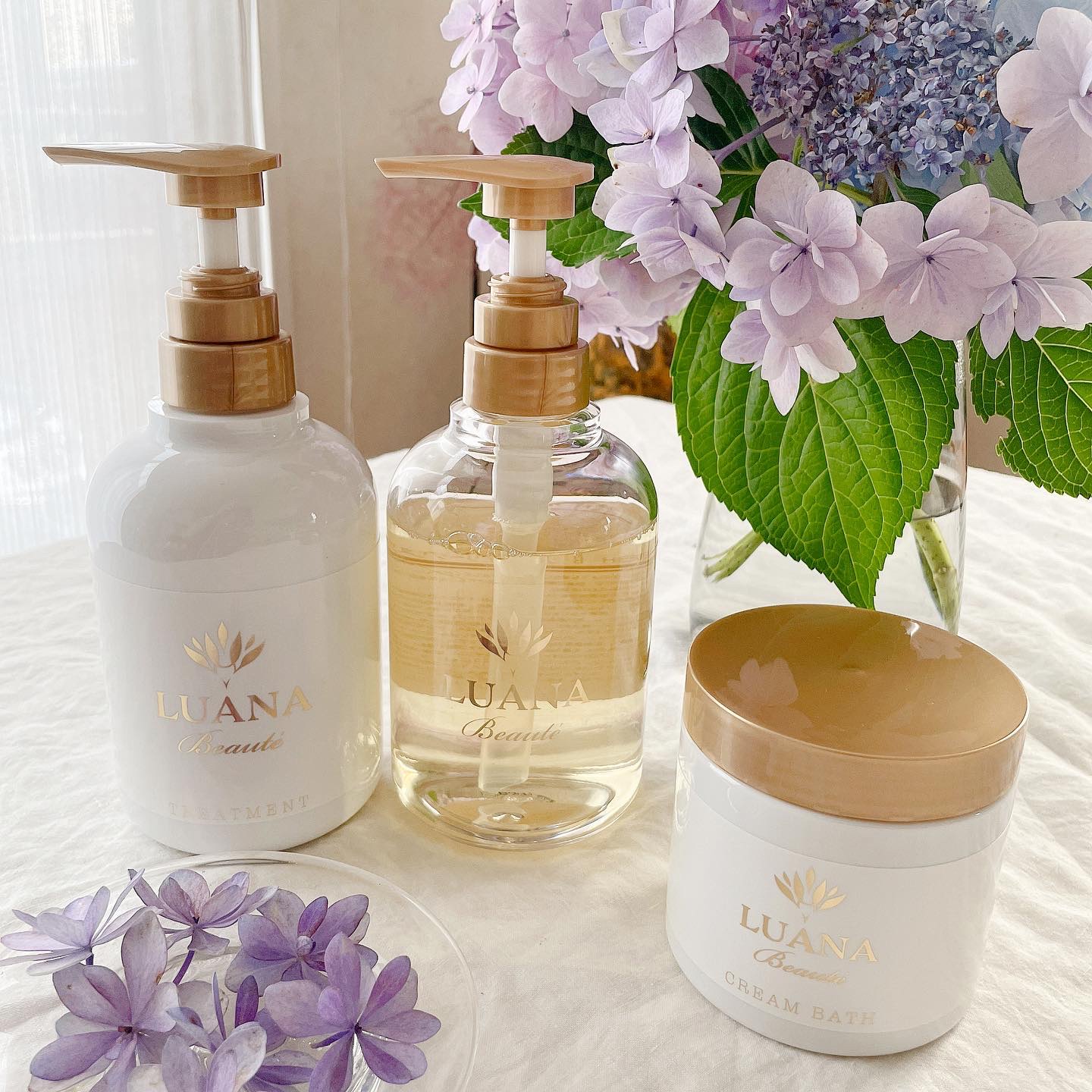 ラグジュアリー美髪ケアシャンプー／トリートメント トリートメント/LUANA Beaute/市販シャンプーを使ったクチコミ（1枚目）