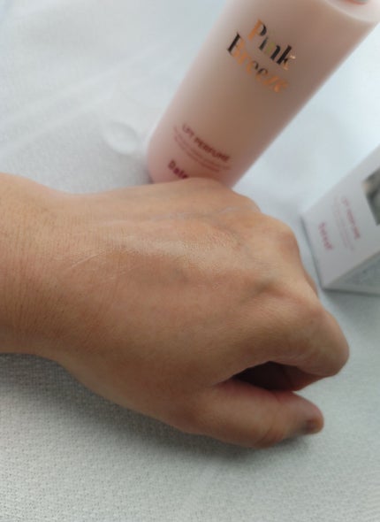 パフュームヘアパックインミスト Pink Breeze/Daleaf/アウトバストリートメントを使ったクチコミ(7枚目)