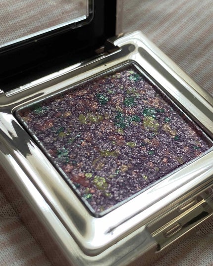 グリッタープリズム シャドウ/MISSHA/グリッターを使ったクチコミ(2枚目)