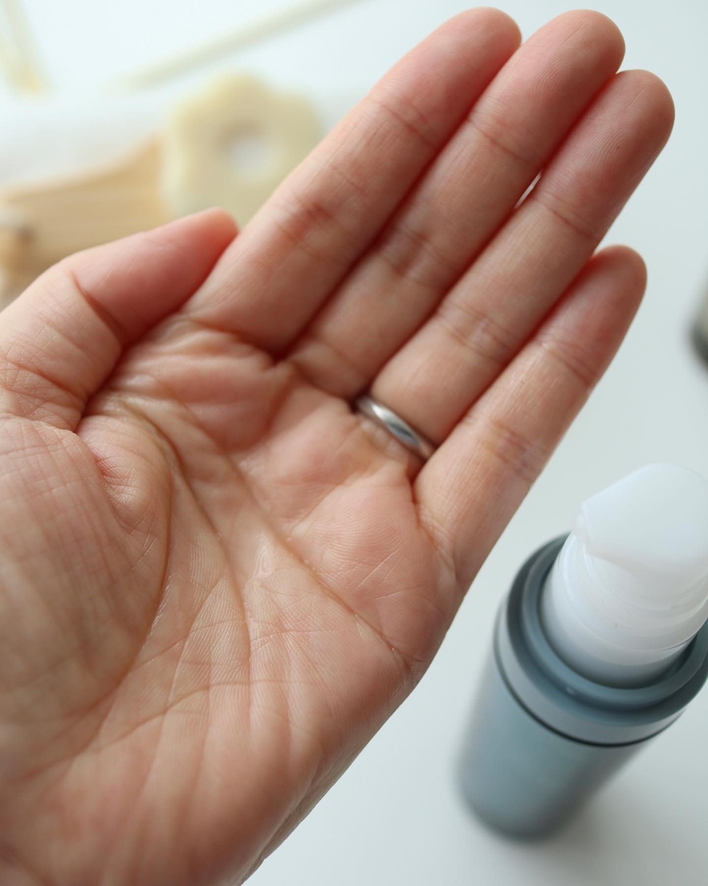 SHIKARI BRIGHTENING W CREAM 本体25g/SHIKARI/フェイスクリームを使ったクチコミ（3枚目）