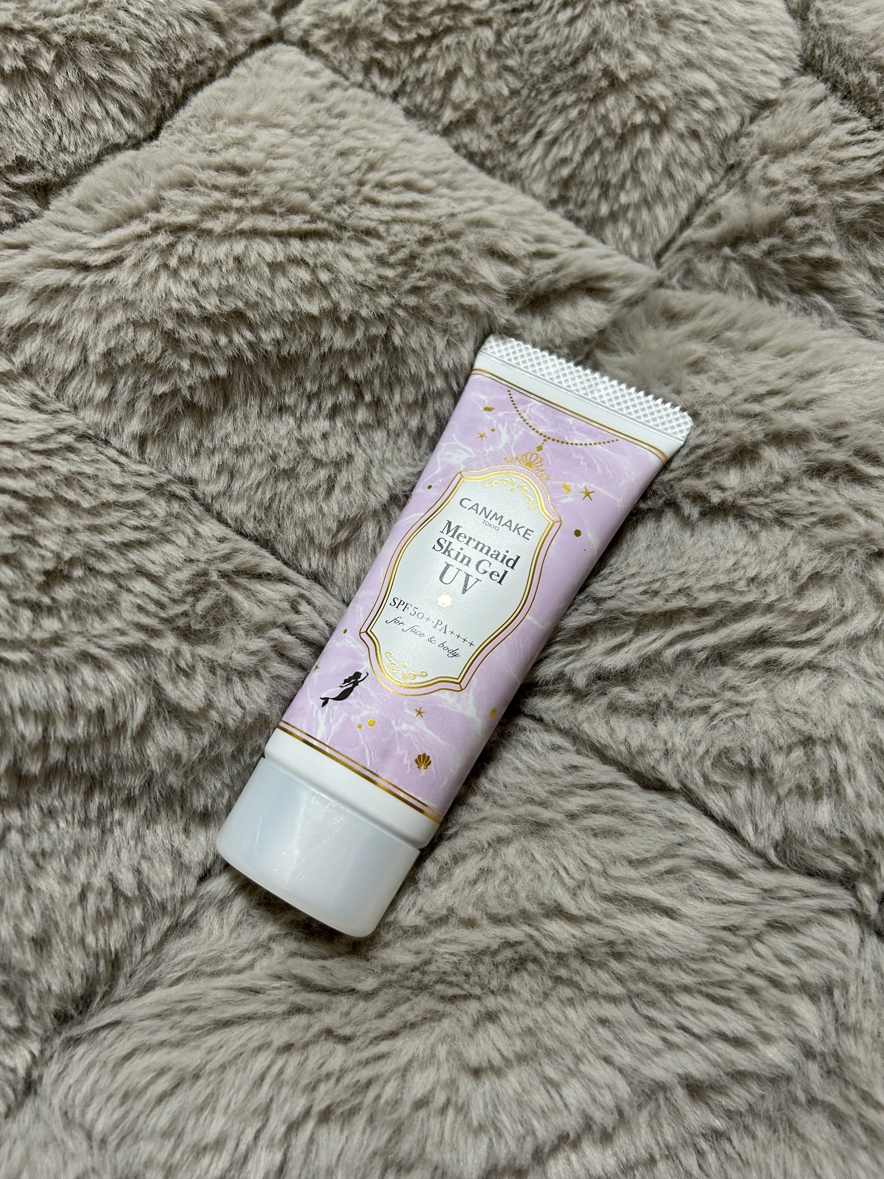  
【使った商品】キャンメイク　マーメイドスキンジェルUVC03 ピュアパープル

【値段】¥770

【使用感】伸びがよくて次のファンデののりが良くなる👍🏻

【良いところ】プチプラ！！

【どんな人におすすめ？】金欠さんおすすめ💸