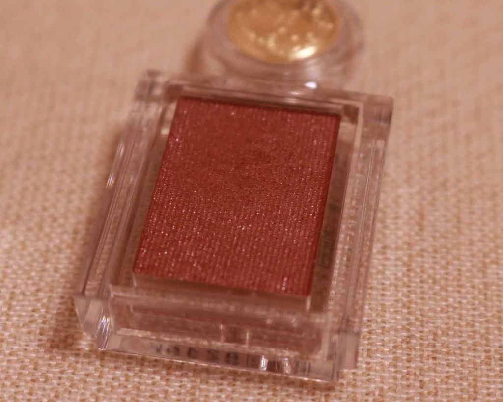 シャドーカスタマイズ/MAJOLICA MAJORCA/単色アイシャドウを使ったクチコミ(1枚目)