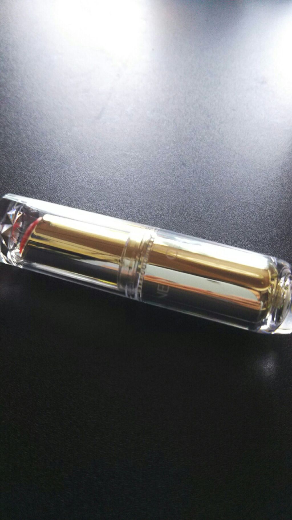 ラスティンググロスリップ/CEZANNE/口紅を使ったクチコミ（2枚目）