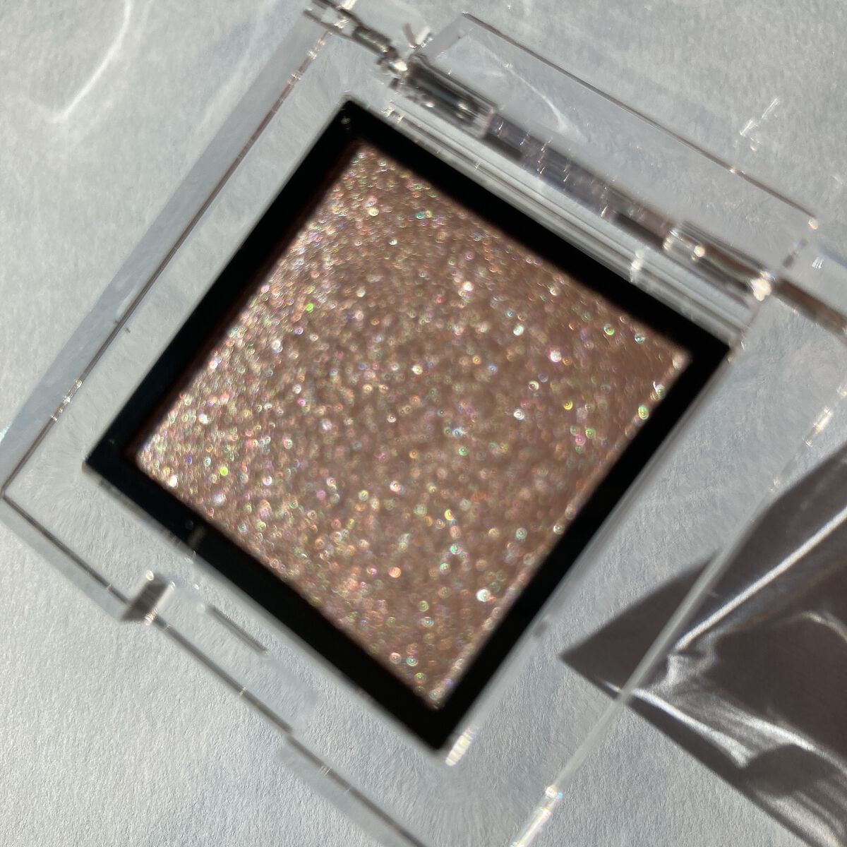 アディクション ザ アイシャドウ スパークル/ADDICTION/単色アイシャドウを使ったクチコミ(2枚目)