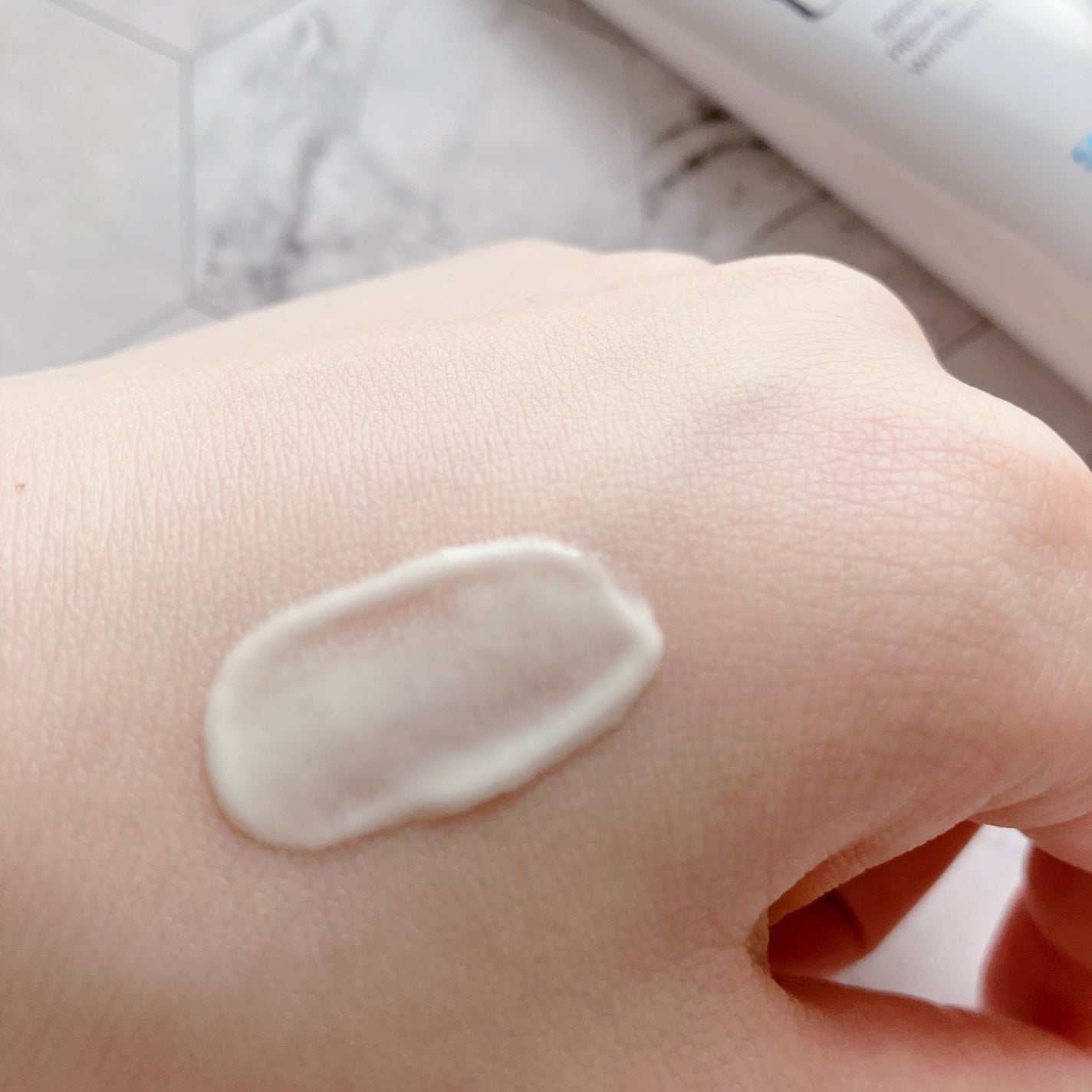 ダルバ ウォータフル エッセンス サンクリーム/ダルバ/日焼け止めクリームを使ったクチコミ(2枚目)