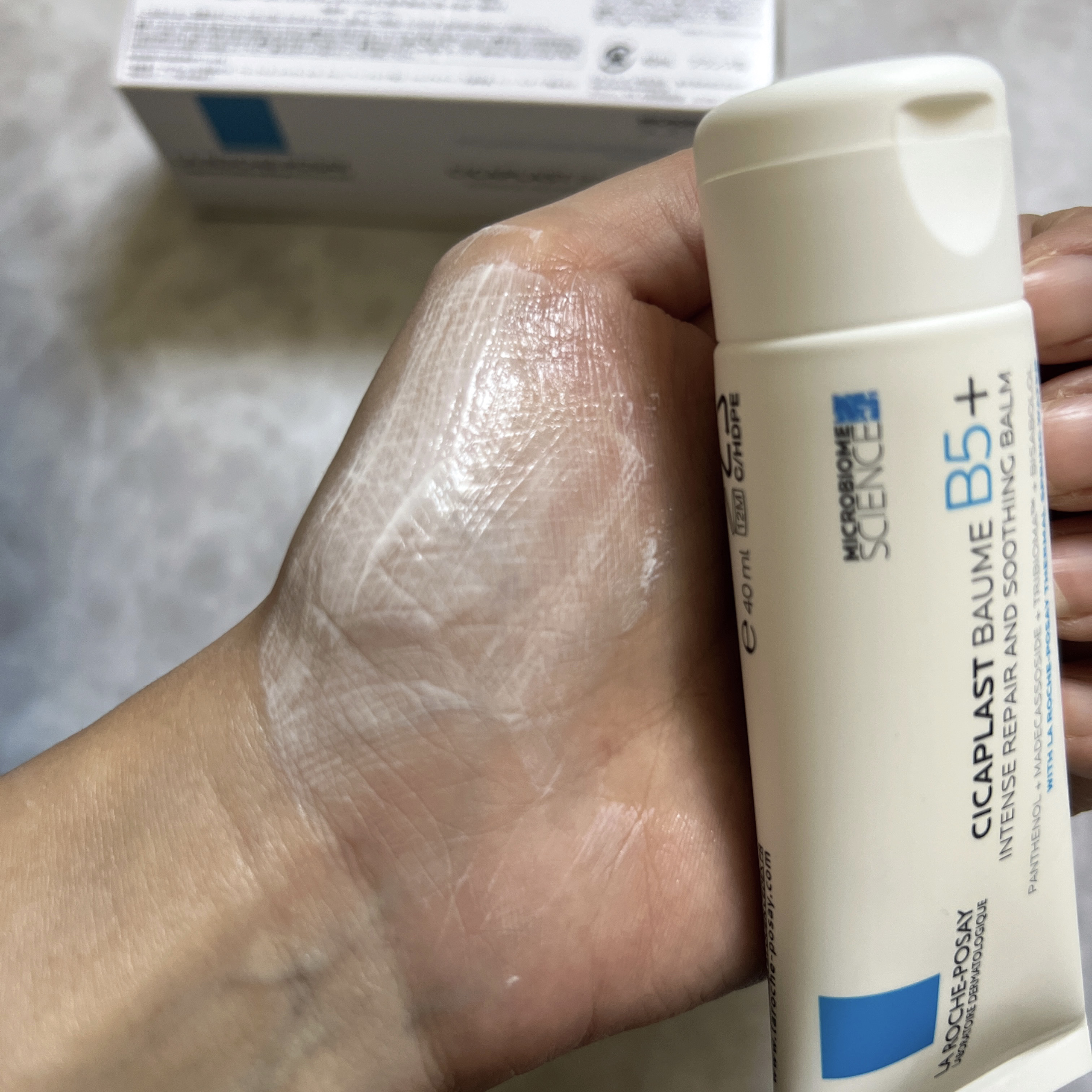 シカプラスト リペアクリーム B5+	/ラ ロッシュ ポゼ/フェイスクリームを使ったクチコミ（3枚目）