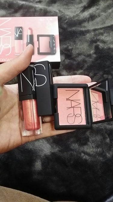 ミニオーガズムセット/NARS/メイクアップキットを使ったクチコミ（3枚目）