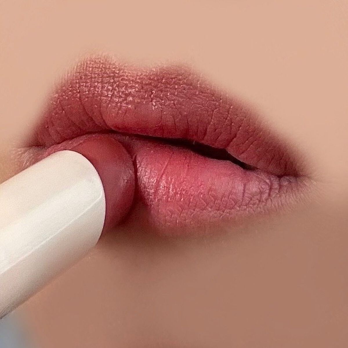ベールレイヤーマットリップ/Neker /口紅を使ったクチコミ(2枚目)