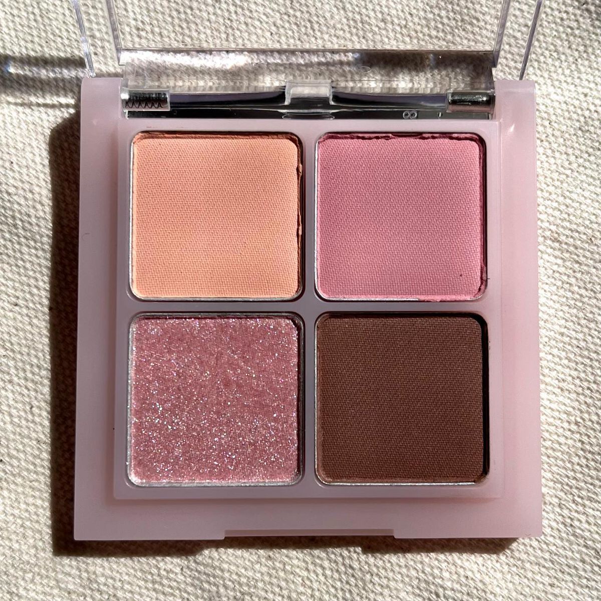 ベターザンアイズ ミルクシリーズ W03 ドライストロベリー/rom&nd/アイシャドウパレットを使ったクチコミ（3枚目）