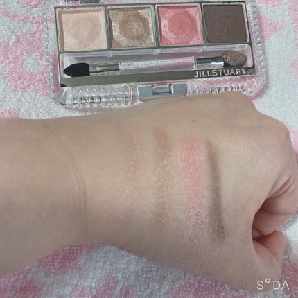 エターナルクチュール アイズ ベルベット 01 never-ending love/JILL STUART/アイシャドウパレットを使ったクチコミ(2枚目)