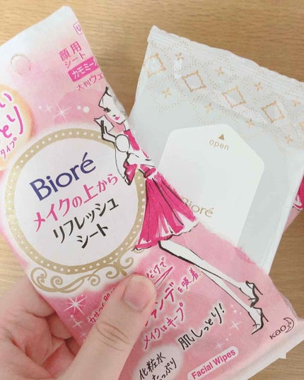 メイクの上からリフレッシュシート うるおいしっとりタイプ/ビオレ/フェイスシートを使ったクチコミ(1枚目)