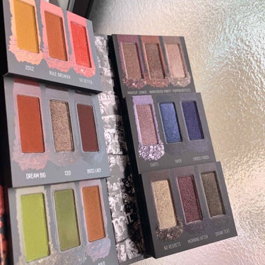 impulsive pressed pigment palette/Melt Cosmetics/パウダーアイシャドウを使ったクチコミ（1枚目）