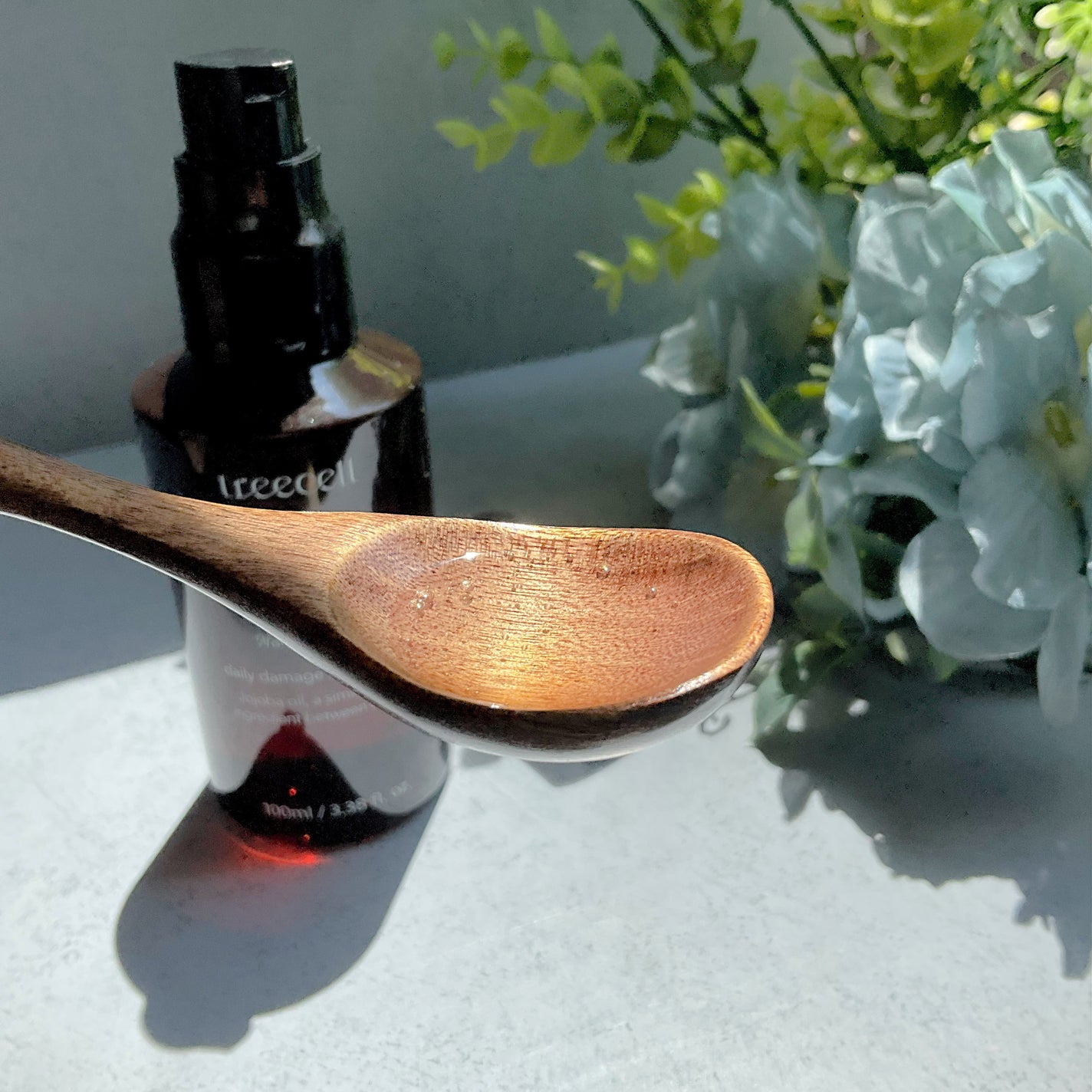 リカバリー オイルエッセンス/treecell/アウトバストリートメントを使ったクチコミ(3枚目)