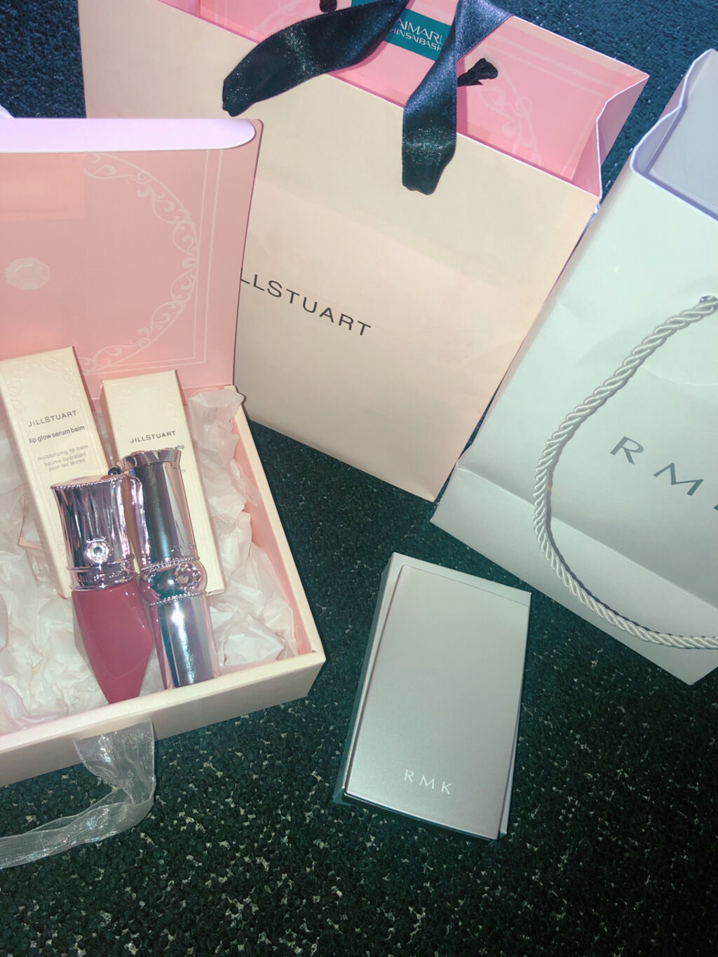 RMK シルクフィットフェイスパウダー/RMK/プレストパウダーを使ったクチコミ（1枚目）