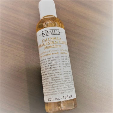 Kiehl's キールズ ハーバル トナー CL アルコールフリーのクチコミ「KIEHL'S
ハーバルトナー

ローズマリーのお花が入っている化粧水です！
保湿系で.....」（1枚目）