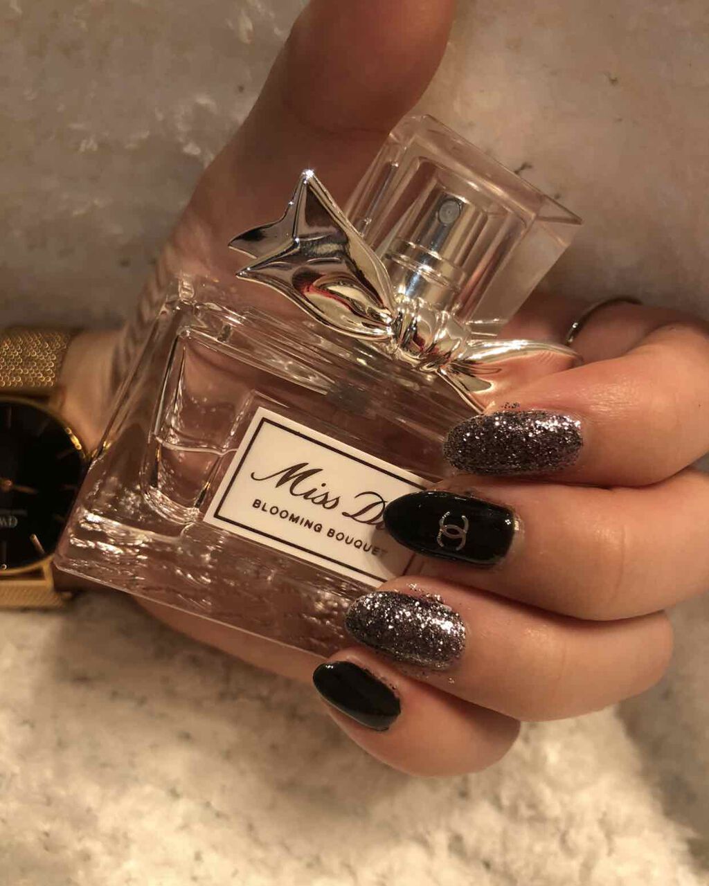 miho on LIPS 「久々の投稿します(᷇࿀᷆و)و✨前に友達のnail💅🏼をやりま..」(1枚目)