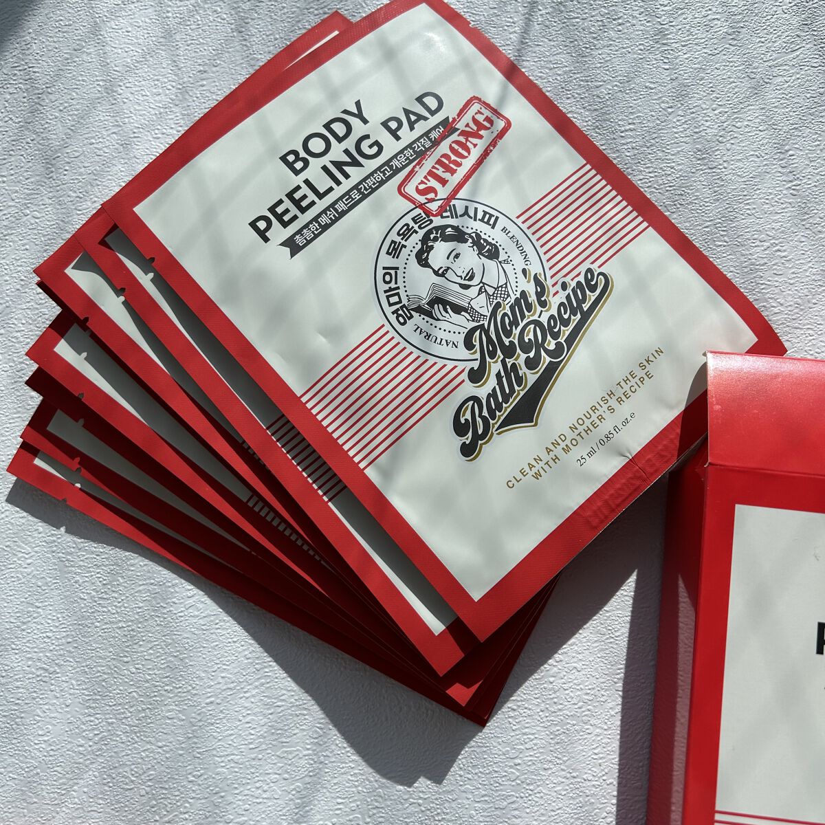 ボディピーリングパッド ストロング/Mom’s Bath Recipe/ボディスクラブを使ったクチコミ（1枚目）