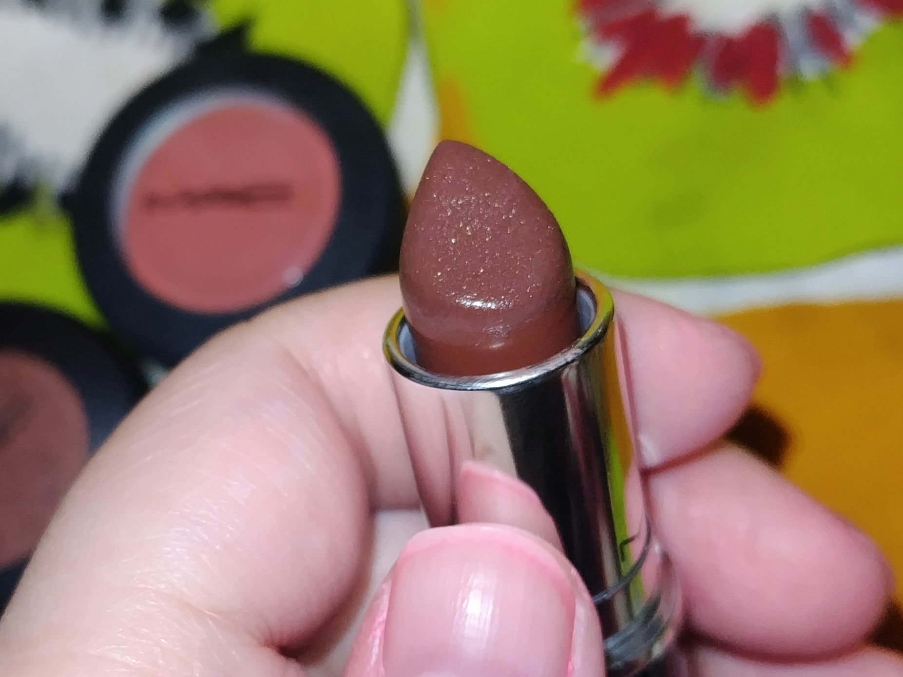 ラスターガラス リップスティック アイ ディザーブ ディス/M・A・C/口紅を使ったクチコミ（2枚目）