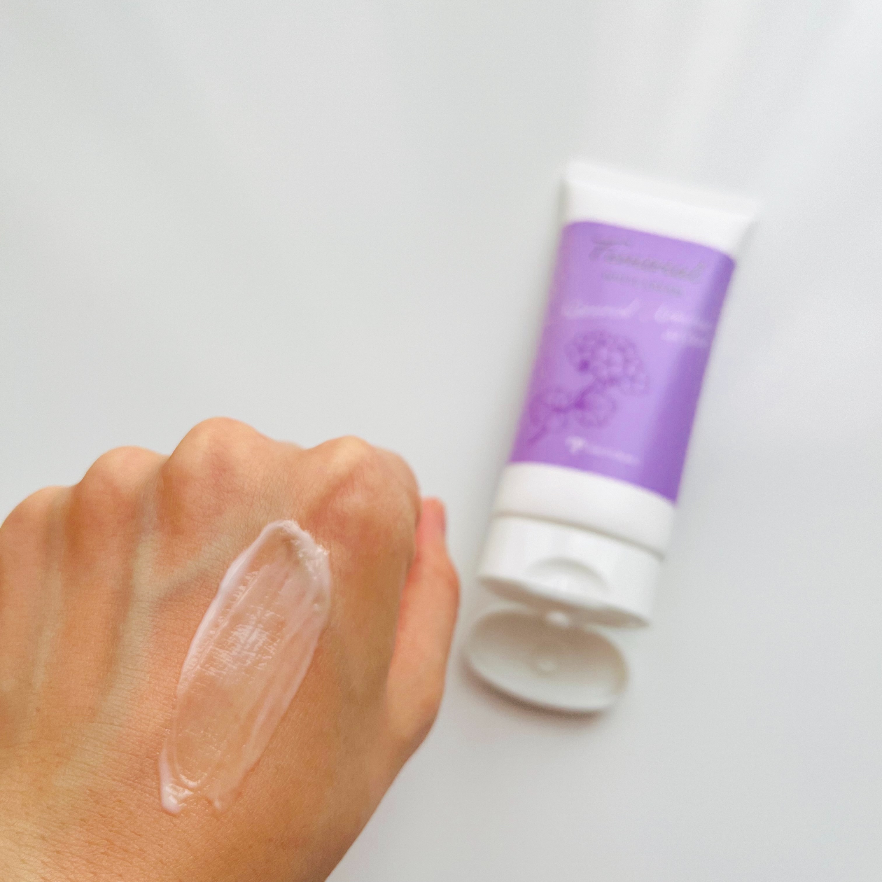 ホワイトスタビリティクリーム/フェミリアル/デリケートゾーンケアを使ったクチコミ（3枚目）