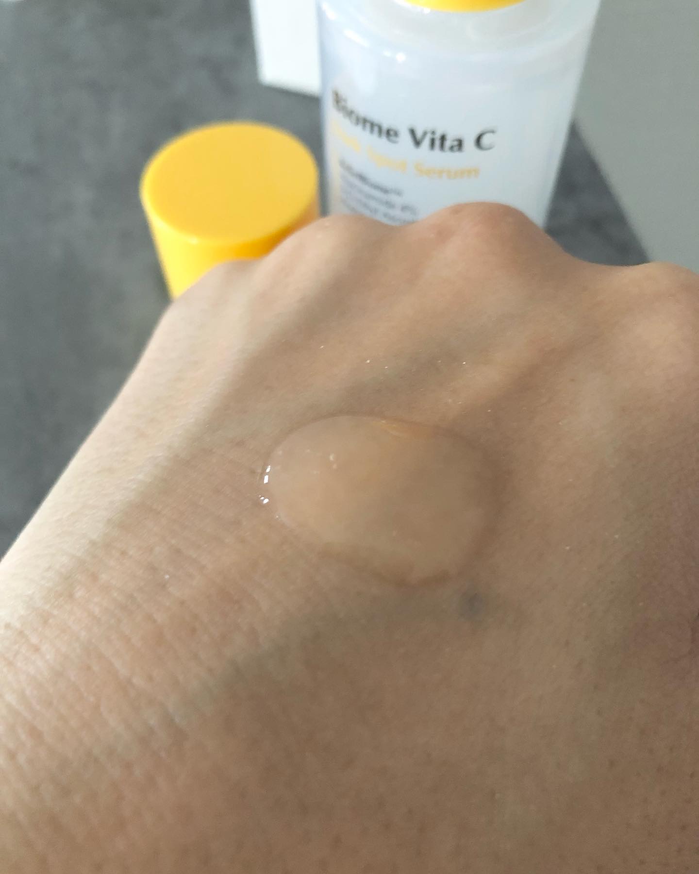 バイオームビタCダークスポットセラム/UIQ/美容液を使ったクチコミ（2枚目）