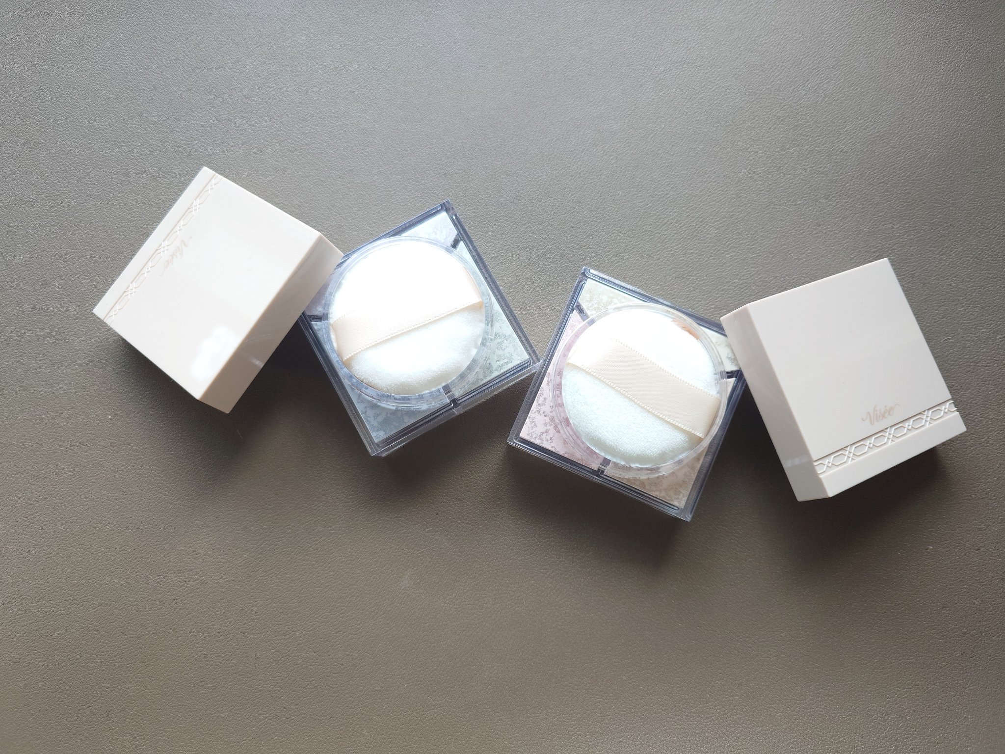 トリニタス グロウ パウダー/Visée/ルースパウダーを使ったクチコミ（3枚目）