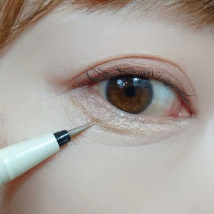 seiko_official on LIPS 「濃厚定番アイライナーとふんわりグリッター明暗ライナーの縛りが美..」(5枚目)