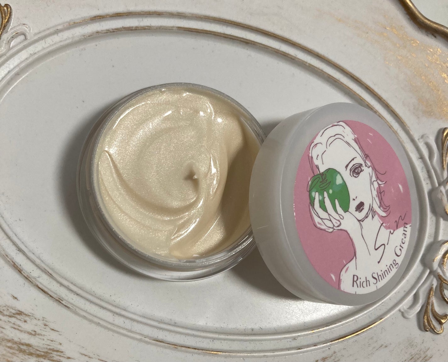 リッチシャイニングクリーム/Sin. (サイン)/化粧下地を使ったクチコミ(2枚目)