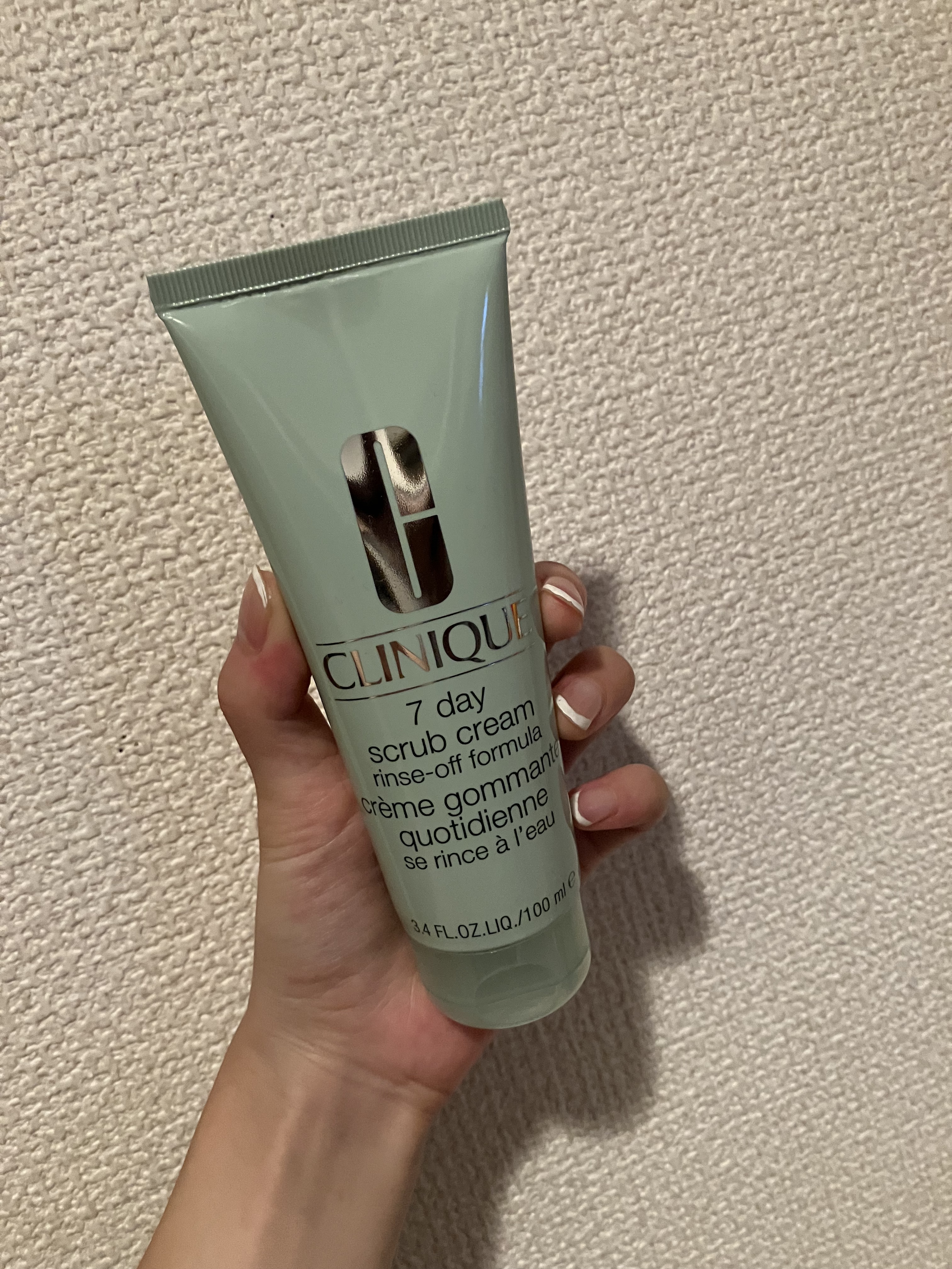 セブンデイ スクラブ クリーム リンス オフ フォーミュラ/CLINIQUE/スクラブ・ゴマージュを使ったクチコミ（1枚目）