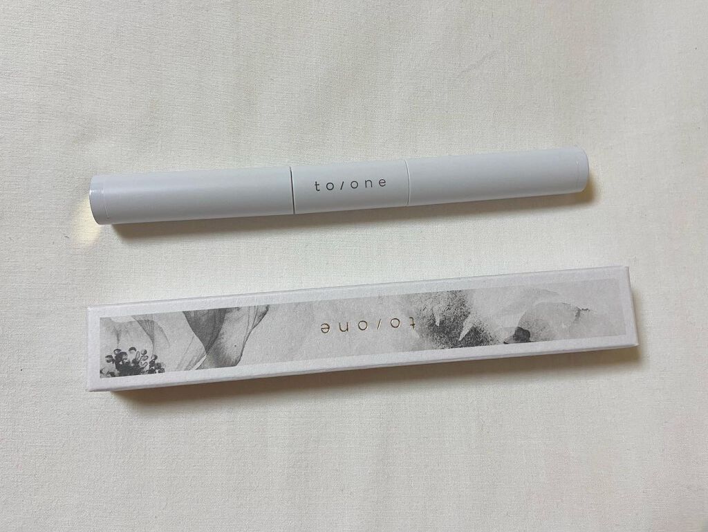 to/one フラワーダスト アイシャドウのクチコミ「❤️一本で2色楽しめるアイシャドウ❤️
.
.
to/one
フラワーダスト アイシャドウ
 .....」（1枚目）