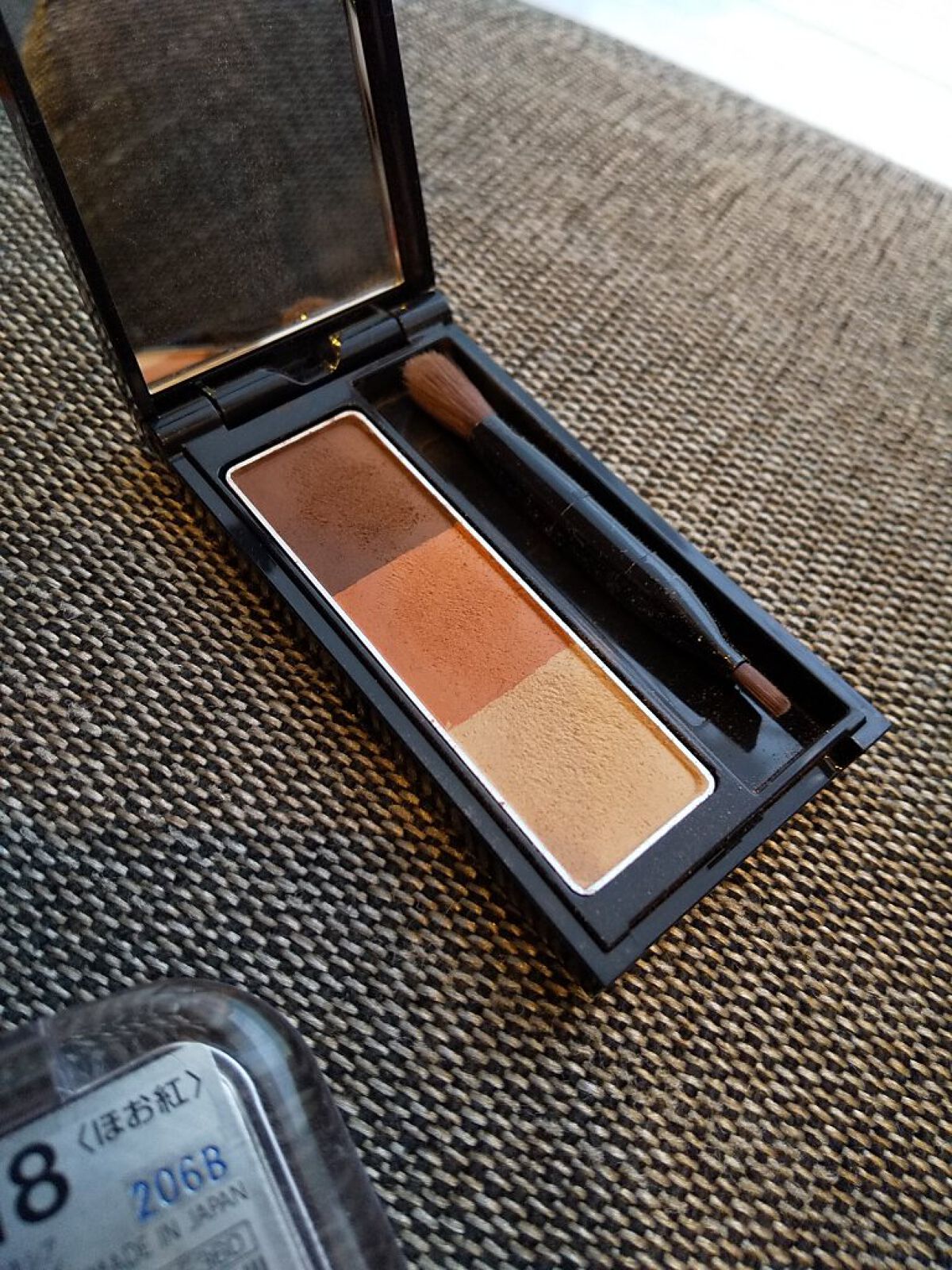 ケイト デザイニングアイブロウ3D/KATE/パウダーアイブロウを使ったクチコミ（3枚目）