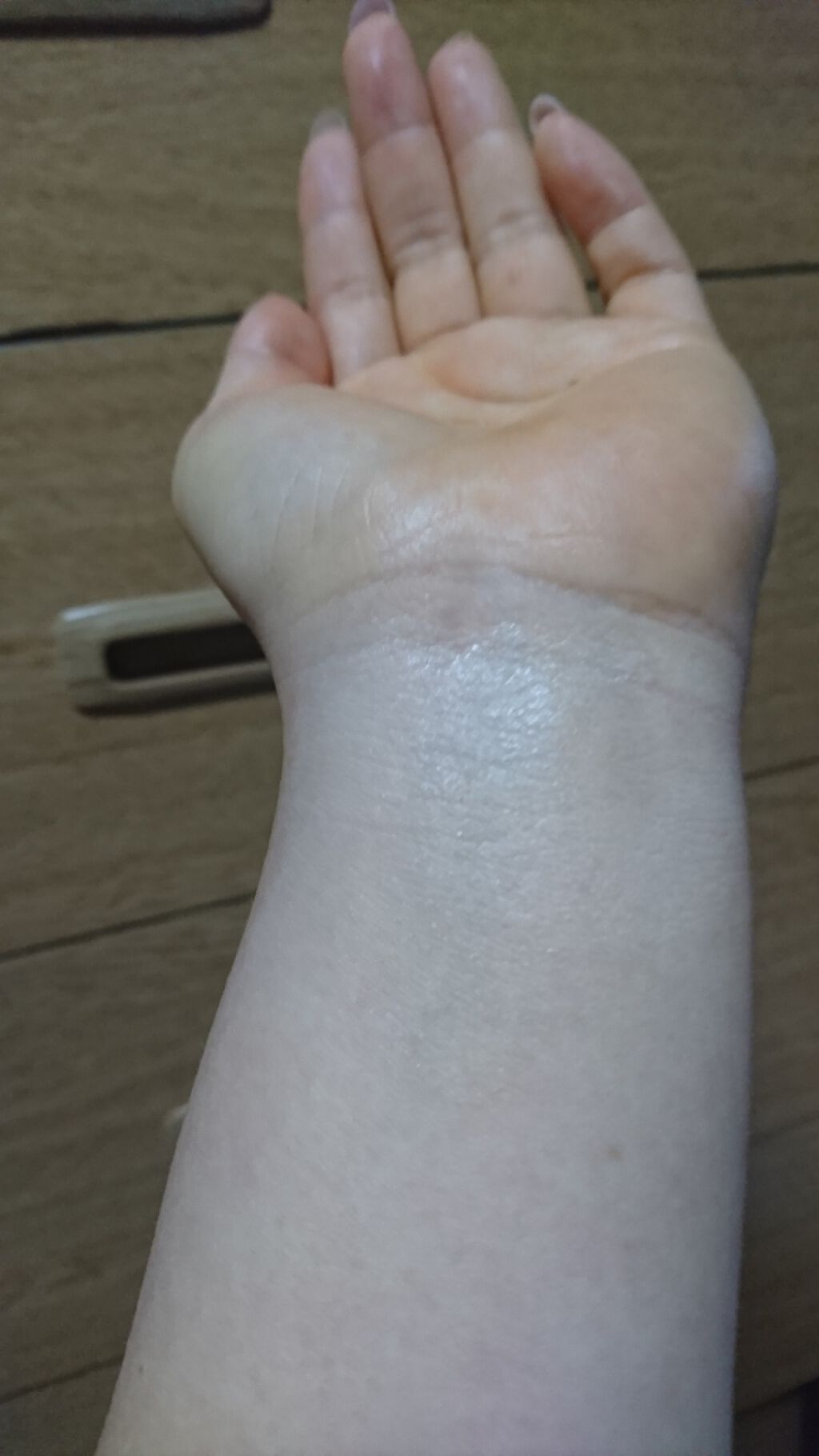 ラミューズ リターン2ブレッシングビジュアルクリームのクチコミ「日焼け止め＋再生クリーム＋BBクリーム効果を同時に発揮する
LA MUSE。

ラミューズ・リ.....」（3枚目）