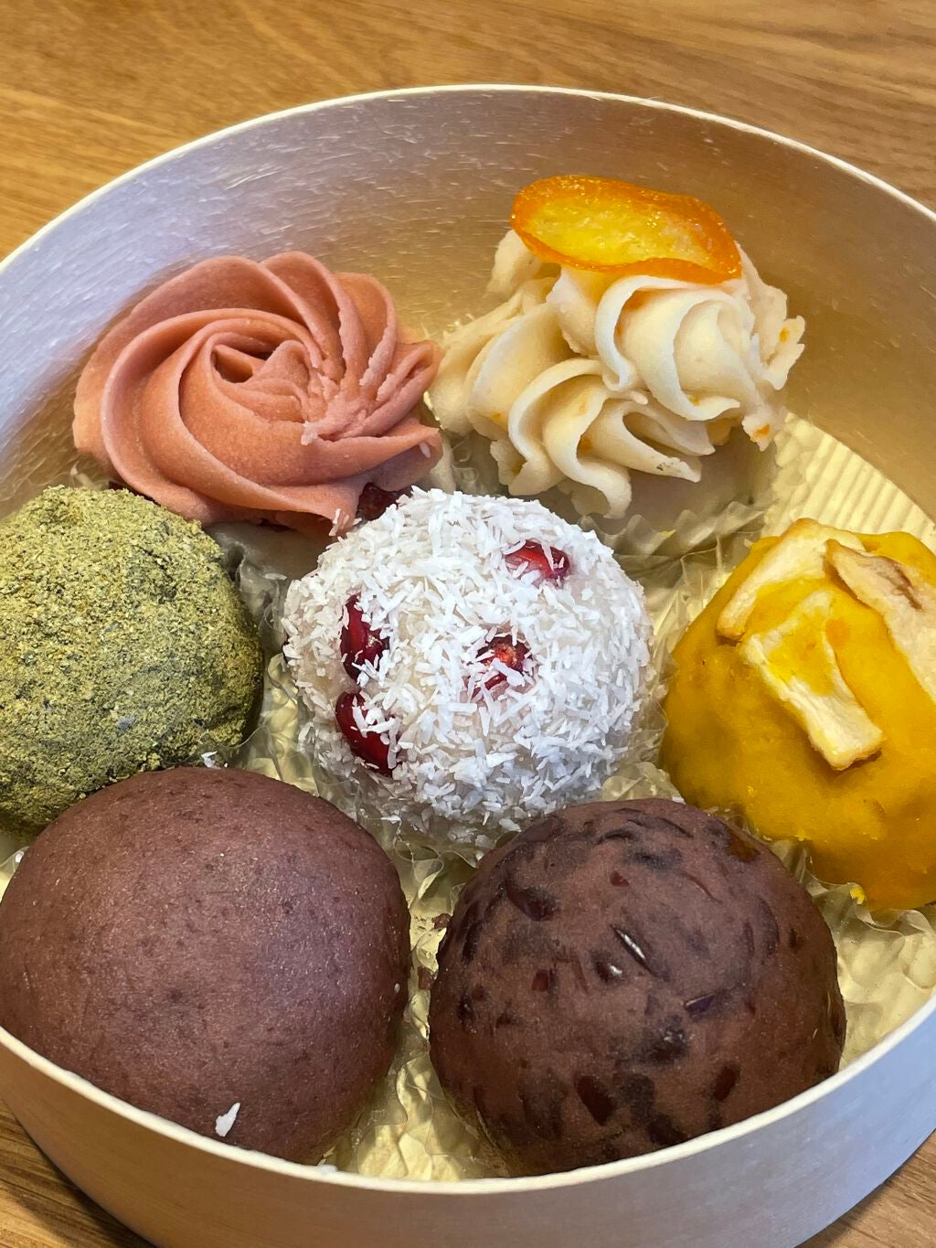 trendya2 on LIPS 「間違いなく日本一かわいいおはぎ😍#買って後悔させません#隠れ名..」(1枚目)