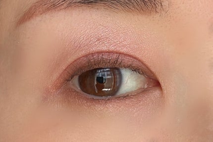 レブロン ダズル アイシャドウ クアッド/REVLON/アイシャドウパレットを使ったクチコミ(4枚目)