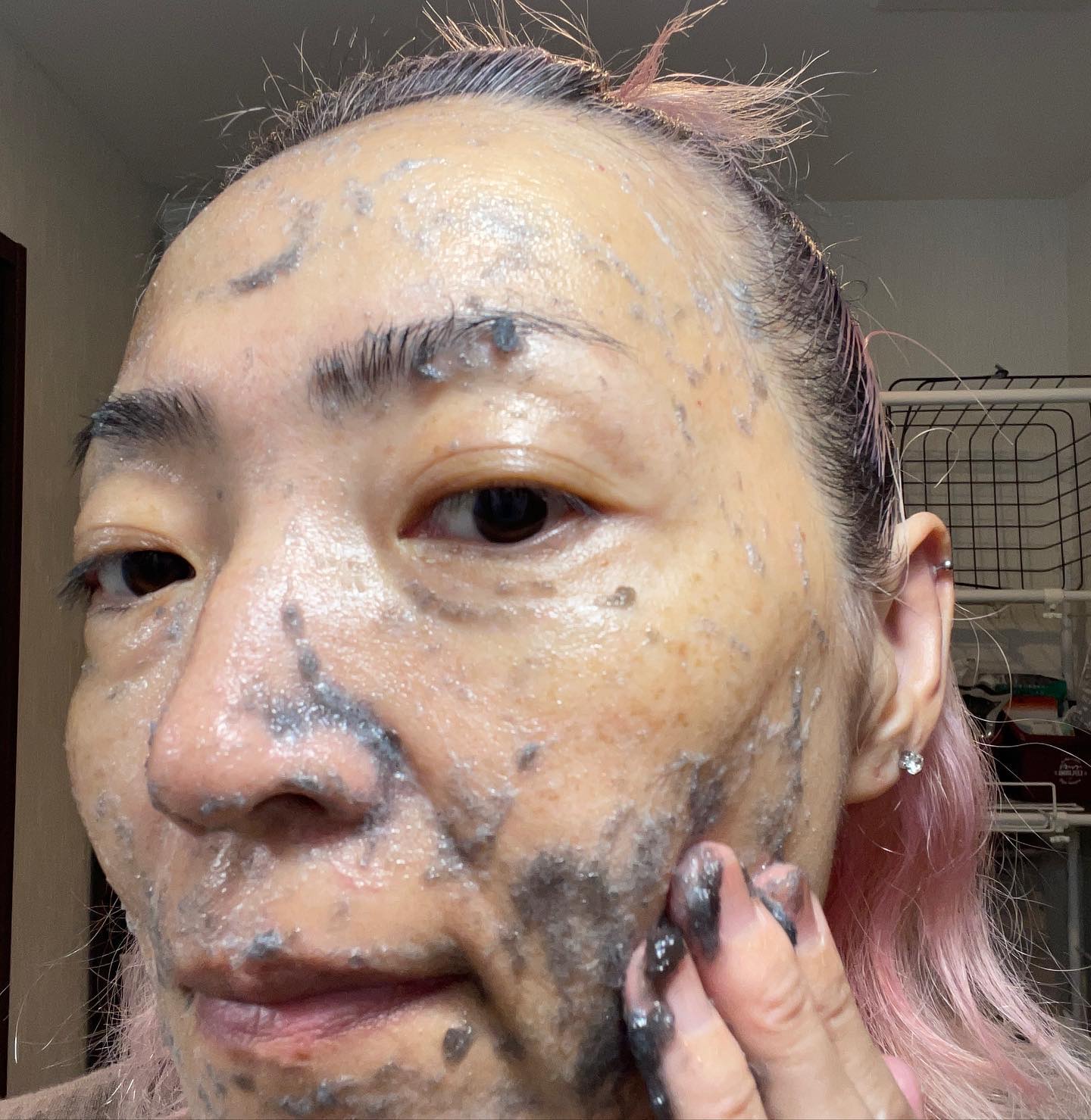 BLACK JELLY WASH（ブラックジェリーウォッシュ）/PLUEST/その他洗顔料を使ったクチコミ（3枚目）