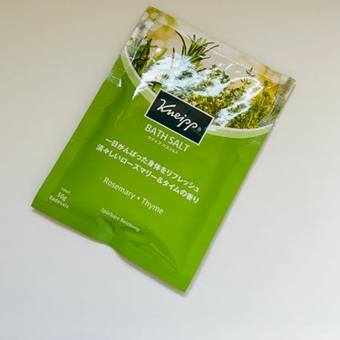 クナイプ バスソルト ローズマリー＆タイムの香りのクチコミ「
▪️Kneipp▪️
BATH SALT


香り　　Rosemary Thyme  

5.....」（1枚目）