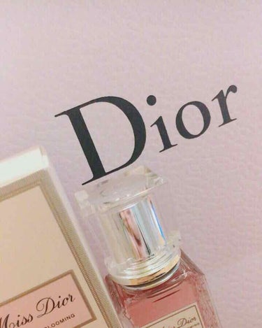 ミス ディオール アブソリュートリー ブルーミング ローラー パール/Dior/香水(レディース)を使ったクチコミ（1枚目）