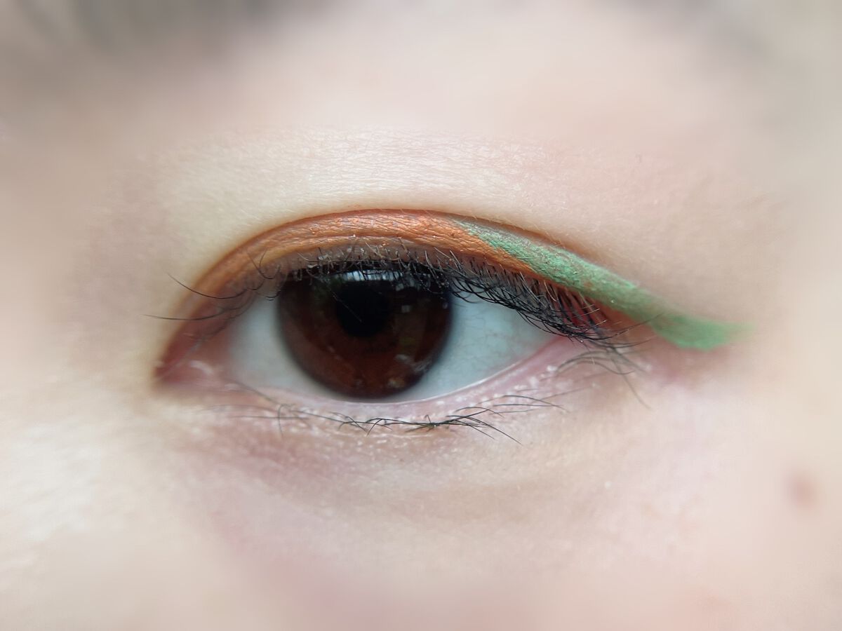 EYE OPENING LINER/UZU BY FLOWFUSHI/アイライナーを使ったクチコミ(4枚目)