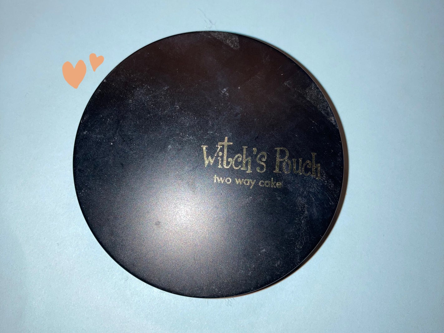 ベルベットトゥーウェイケーキ/Witch's Pouch/プレストパウダーを使ったクチコミ(1枚目)