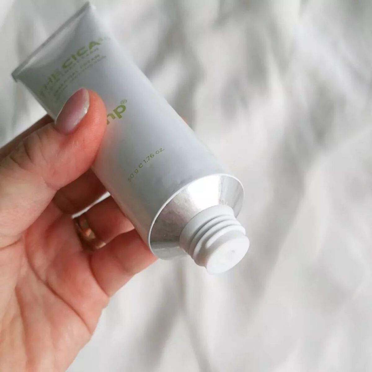 THE CICA 4.0 エッセンシャルクリーム/SNP/フェイスクリームを使ったクチコミ（3枚目）