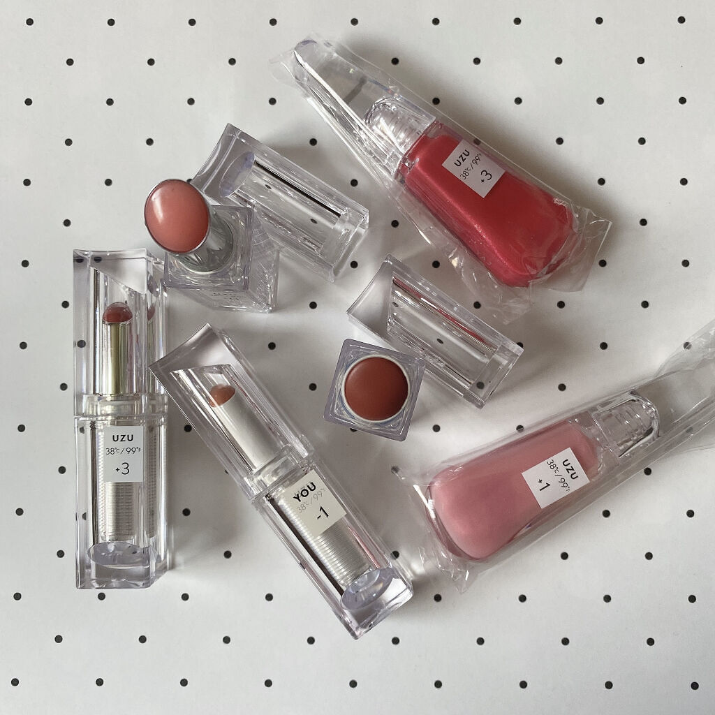 38°C / 99°F リップトリートメント (リップ美容液)/UZU BY FLOWFUSHI/リップケアを使ったクチコミ（1枚目）