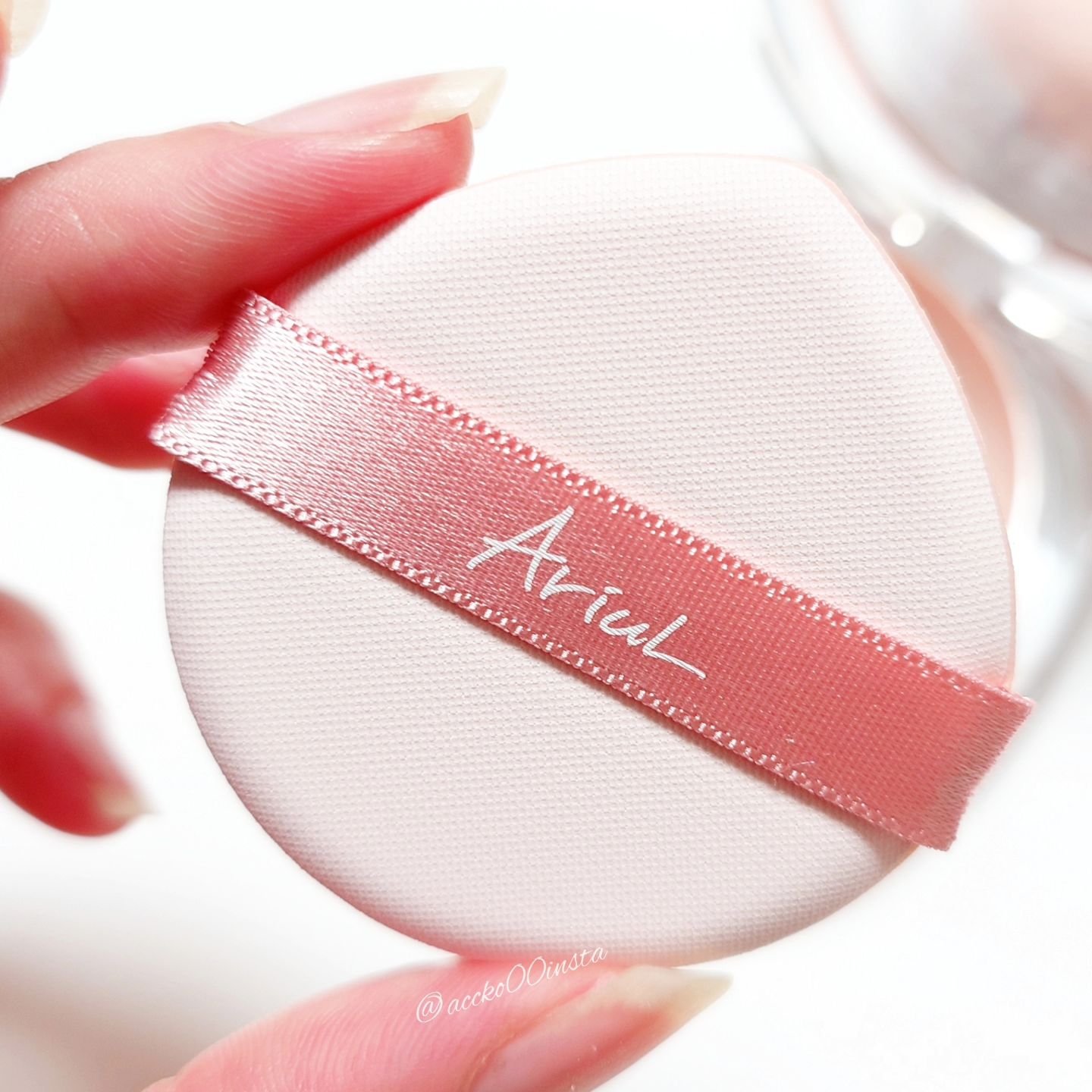 アリウル インクフェザーカバーラスティングクッション/Ariul/クッションファンデーションを使ったクチコミ（3枚目）