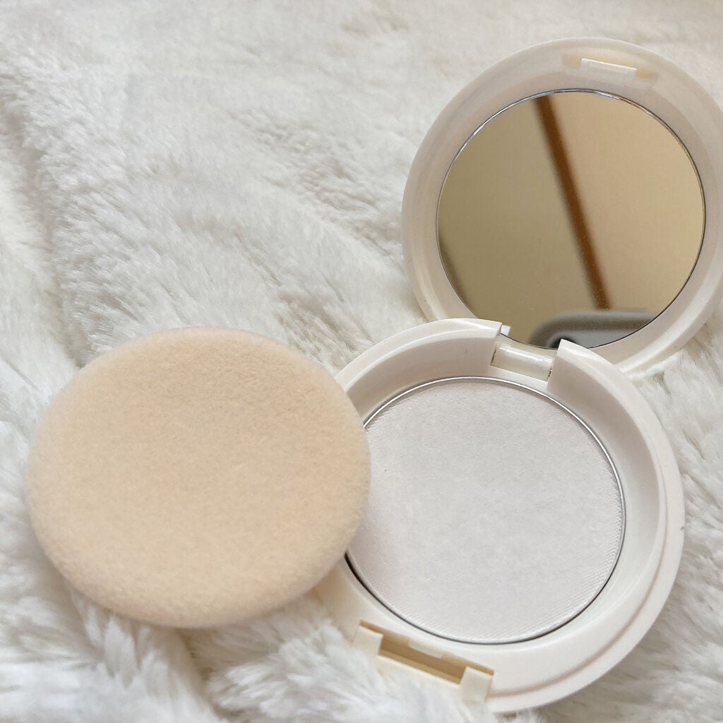 アクメディカ 薬用 フェイスパウダー クリア N/ナリスアップ/プレストパウダーを使ったクチコミ(3枚目)