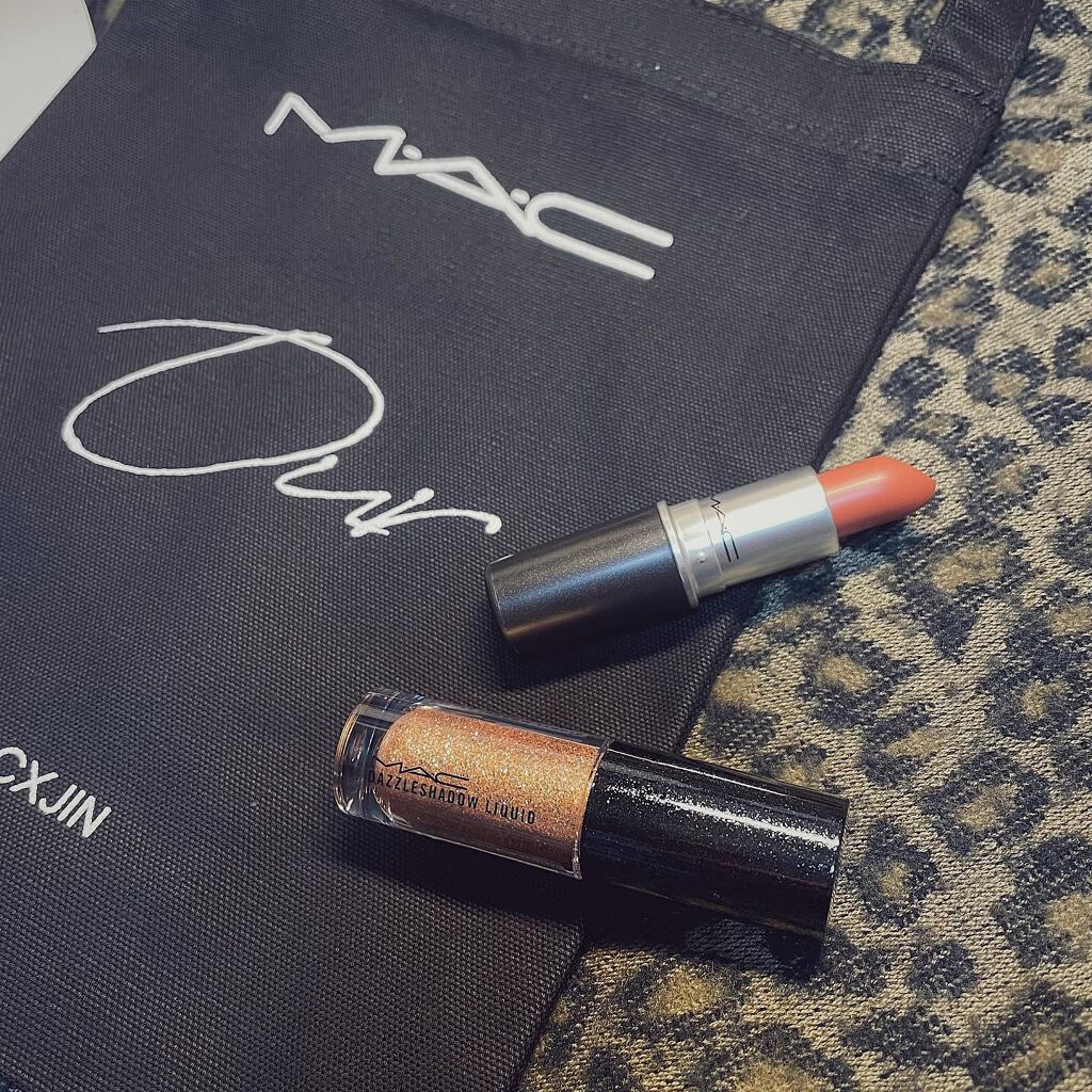 ダズルシャドウ リキッド/M・A・C/リキッドアイシャドウを使ったクチコミ（3枚目）