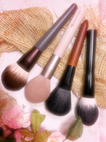 UR GLAM　POWDER BRUSH/U R GLAM/メイクブラシを使ったクチコミ（1枚目）