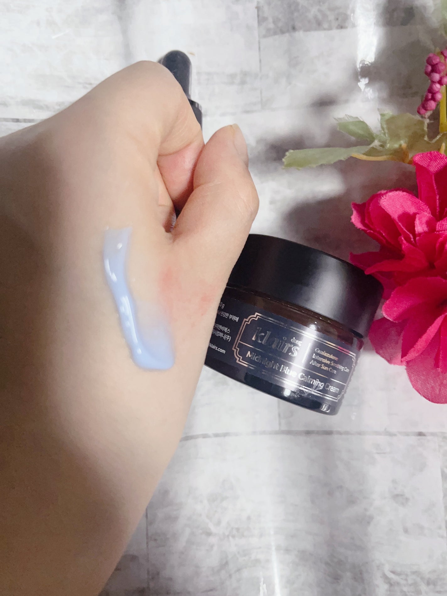 ミッドナイトブルーカーミングクリーム/Klairs/フェイスクリームを使ったクチコミ(4枚目)