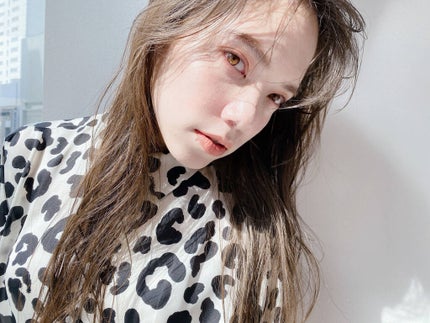 面長さんの眉毛は≪平行眉≫がおすすめ!面長向きの眉毛の太さ・位置・形をチェック|整え方&描き方を徹底紹介