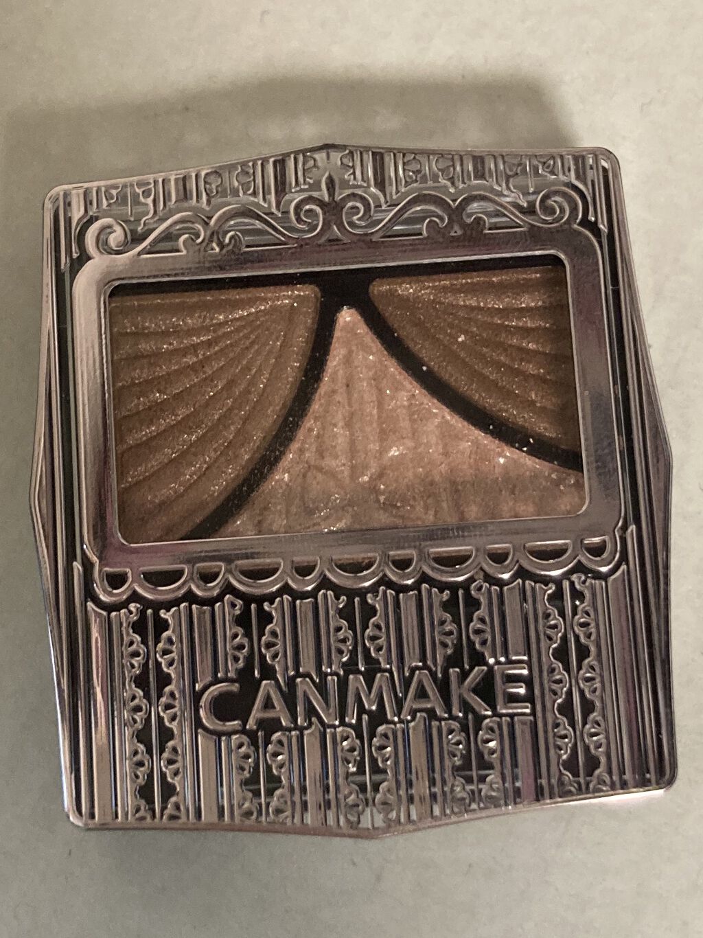 ジューシーピュアアイズ/キャンメイク/アイシャドウパレットを使ったクチコミ（1枚目）