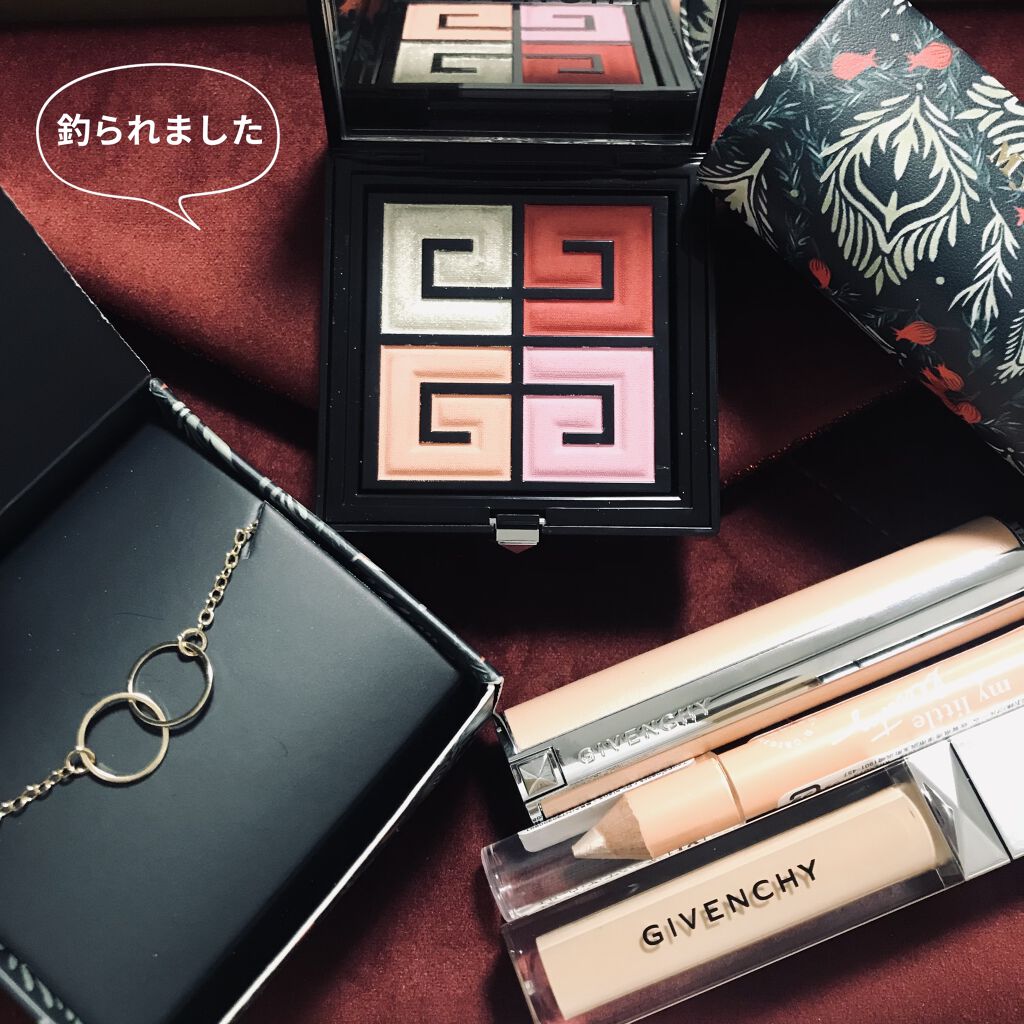 ジバンシイコラボに釣られて、コスメサブスクサービスのマイリトルボックスを初めて購入してしまいました。

ホリデー限定品やスキンケアのキットを使って、この秋から急にジバンシイの株が上がっているところだったので、飛び込んでみました。

通常価格