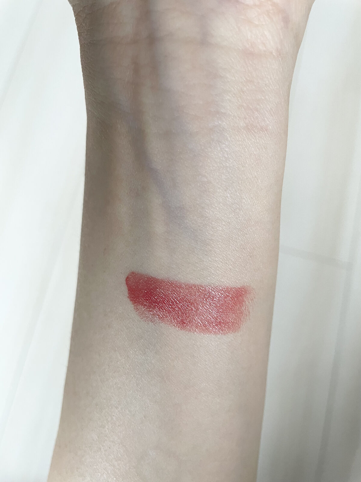 ピュア カラー エンヴィ リップスティック/ESTEE LAUDER/口紅を使ったクチコミ（3枚目）